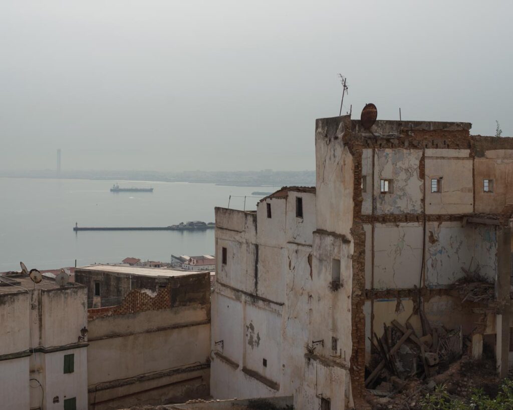 GUILLAUME NEDELLEC L ETRANGER ET ALGERAMA 05